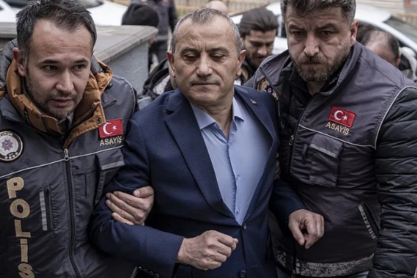 Gülistan doku Dosyasında Kritik Gelişme! Mustafa Sonel'in Silahlı Fotoğrafı Ortaya Çıktı